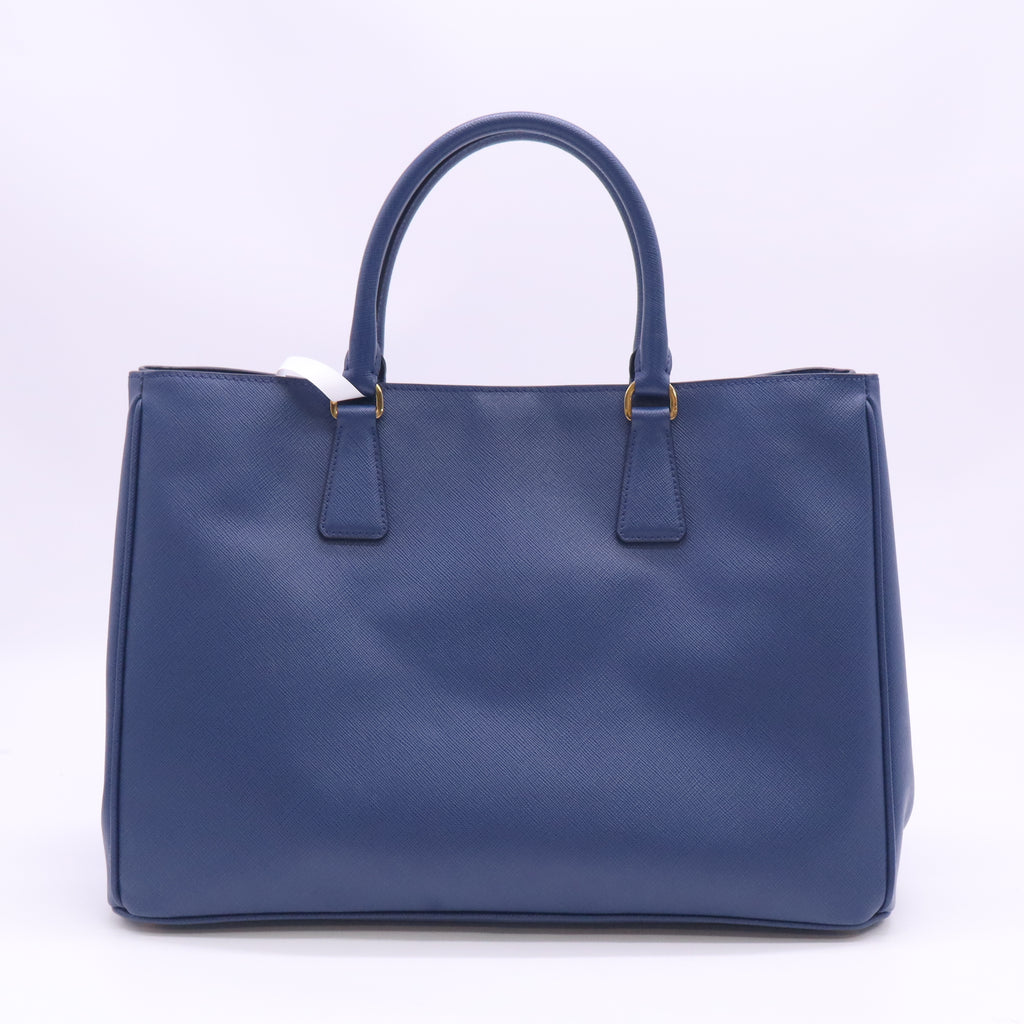 Saffiano Large Galleria Double Zip Tote Bluette B24750