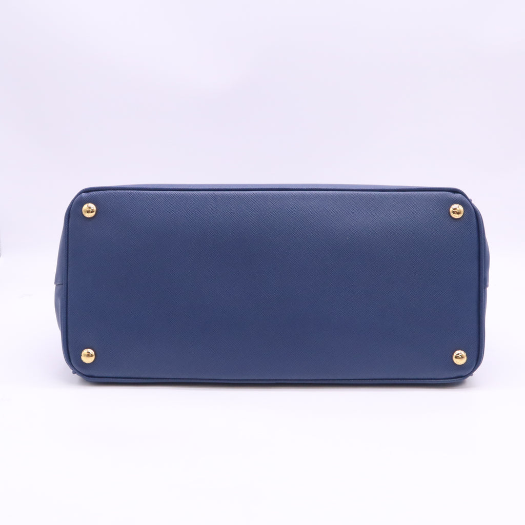 Saffiano Large Galleria Double Zip Tote Bluette B24750