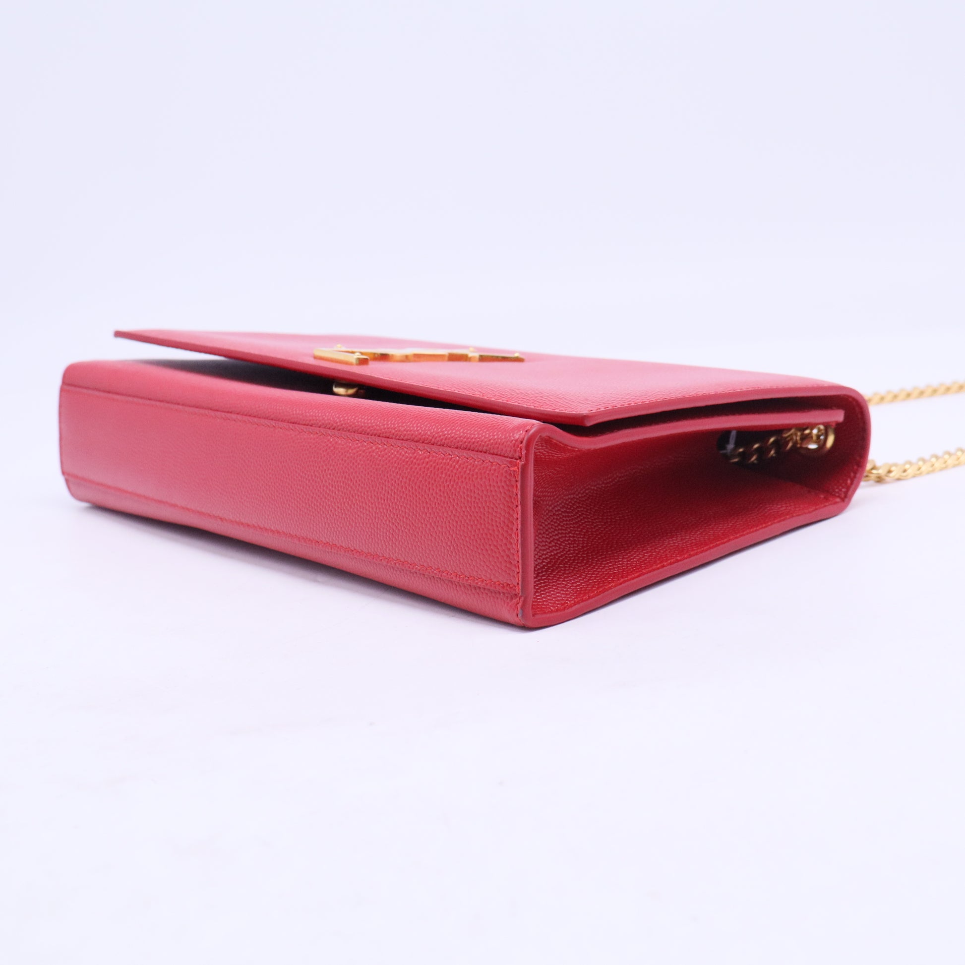 2000s chain-strap shoulder bag