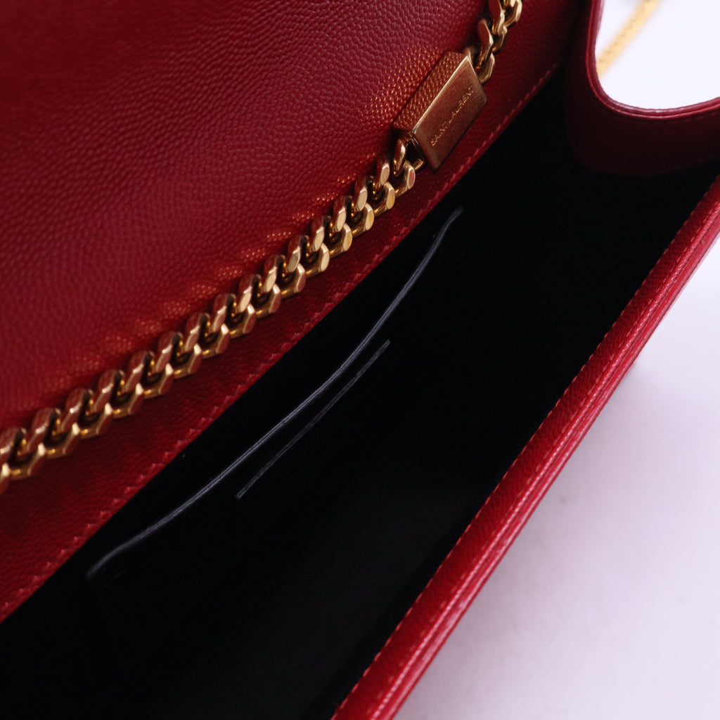 2000s chain-strap shoulder bag