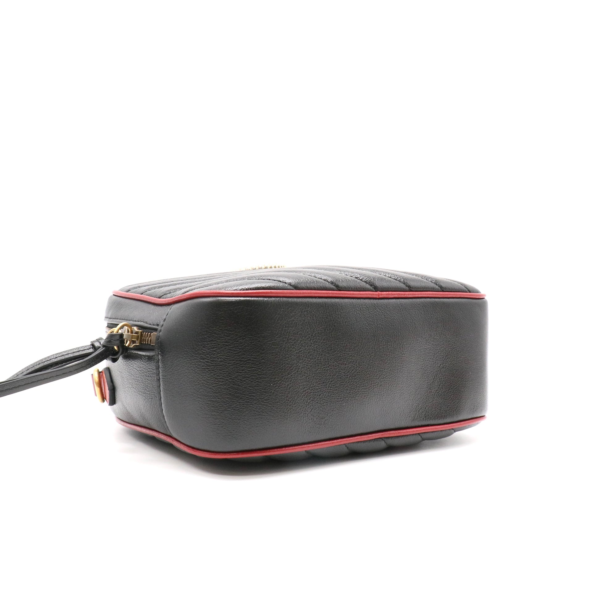 Gucci GG Marmont Matelass¨¦ Bamboo Handle Shoulder Bag
 twins LDJ4835