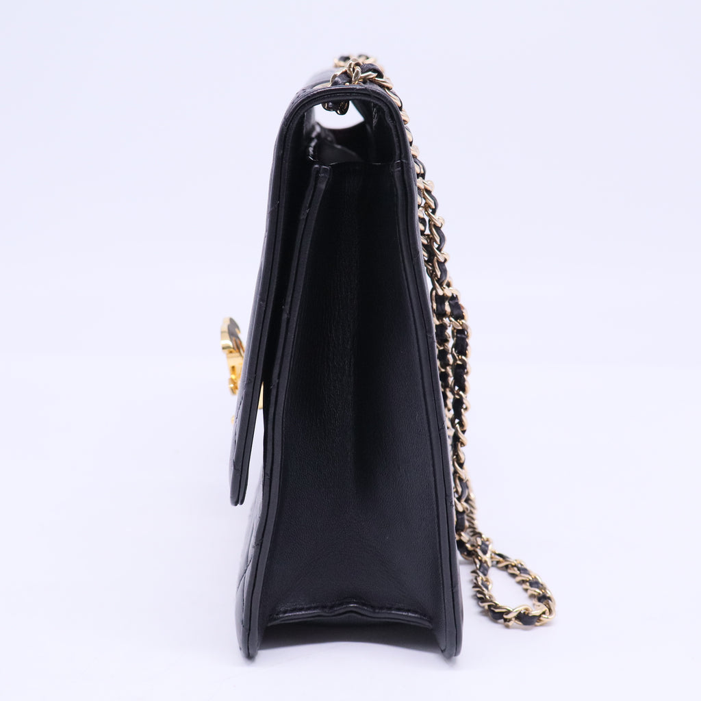 Lambskin Quilted Medium Golden Class Flap Black B20693