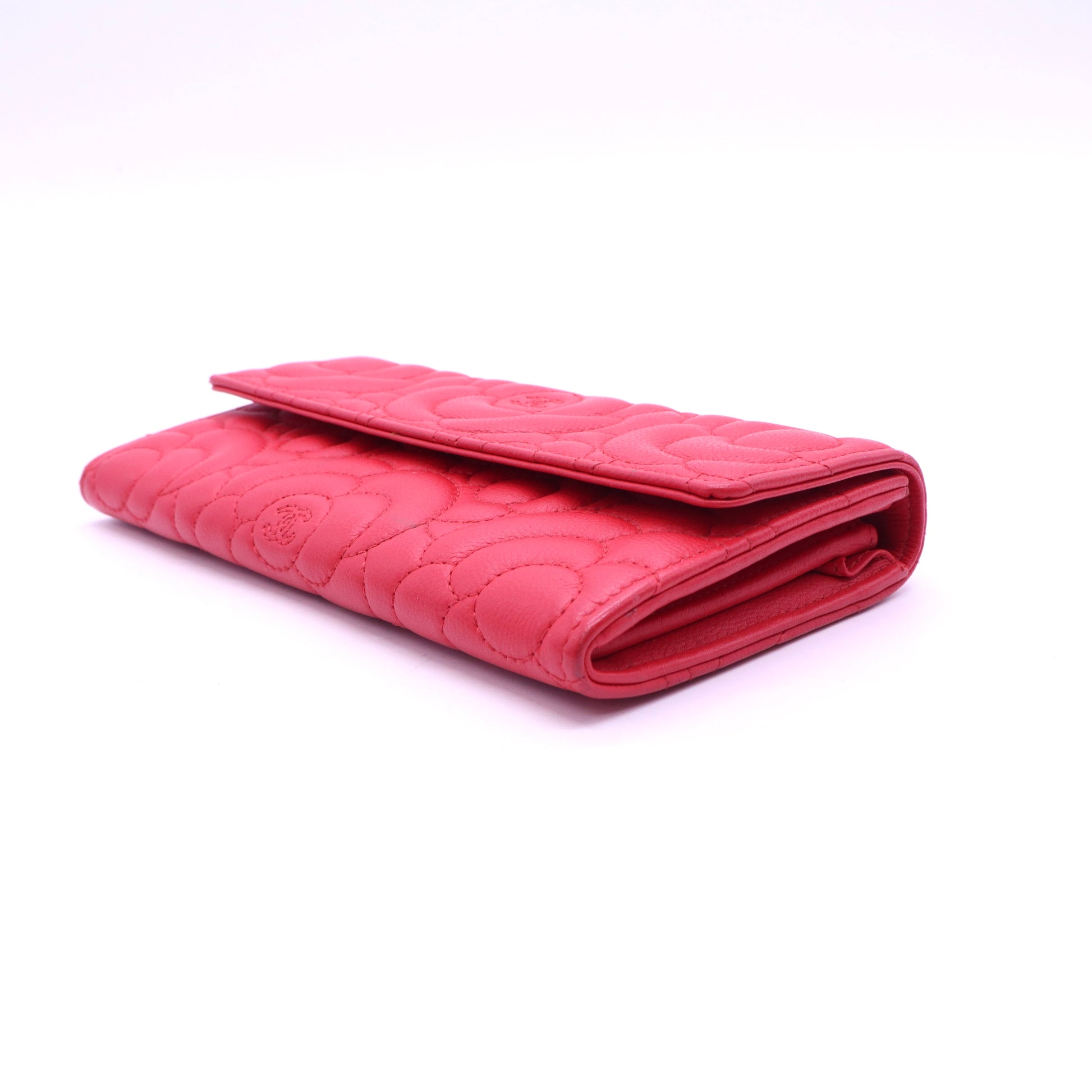 Chanel Red Camellia Embroidered Leather  Wallet twins LDJ3931