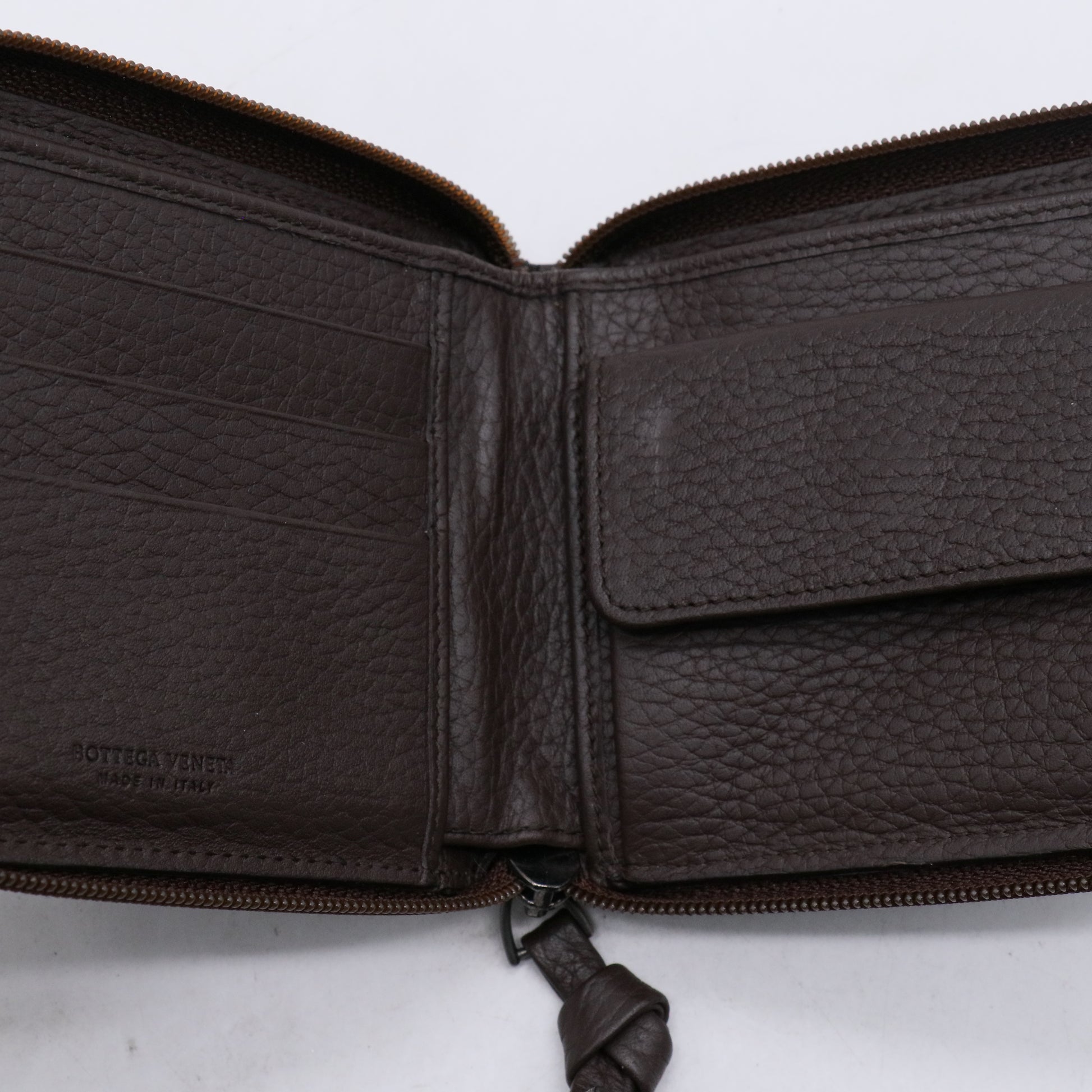 Men's Leather Zip-Around Wallet W21282
