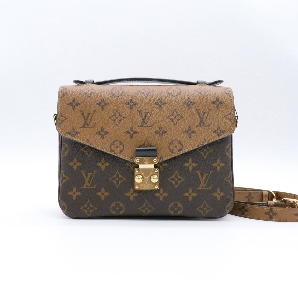 Reverse Monogram Pochette Metis twins
