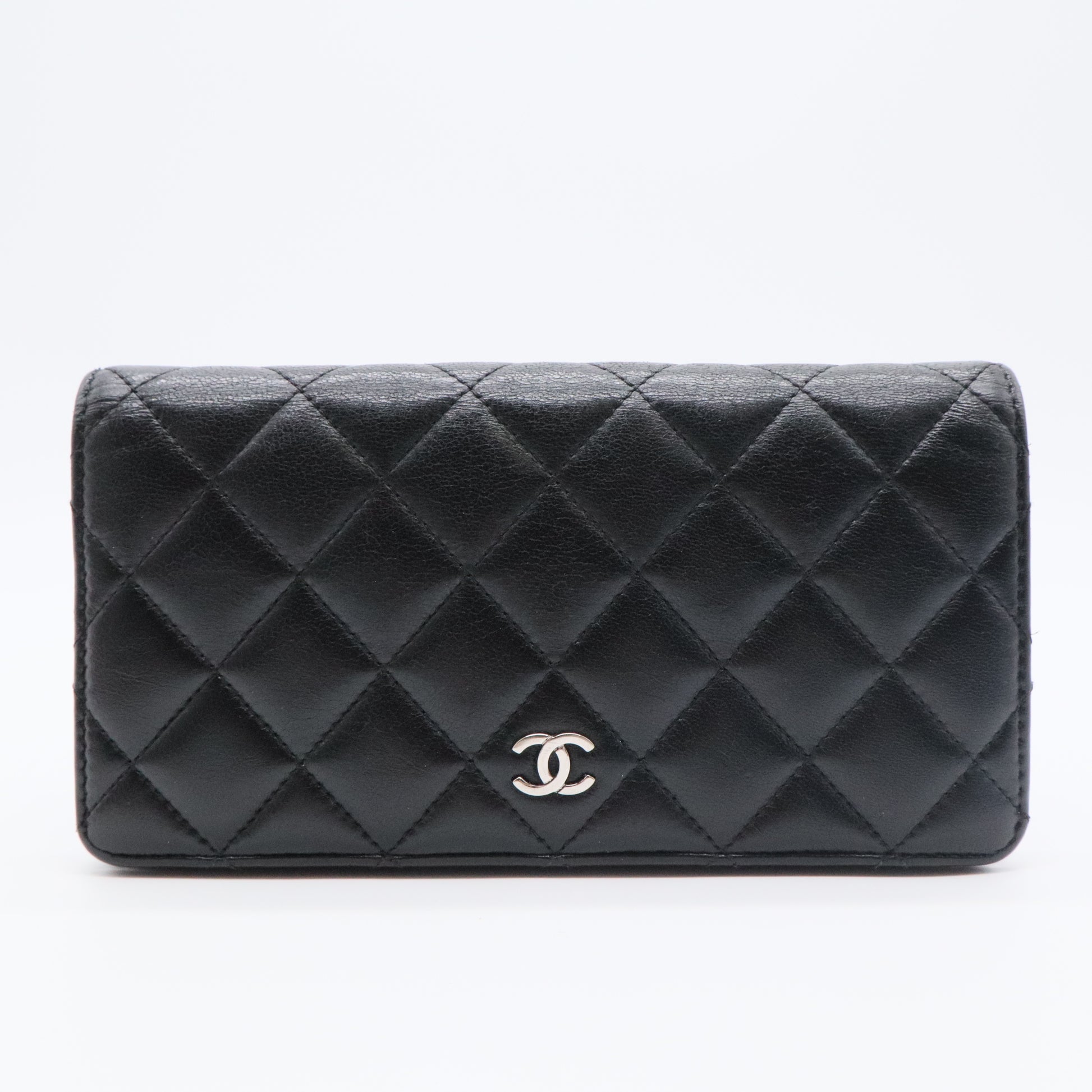 Lambskin Quilted Yen Wallet Black