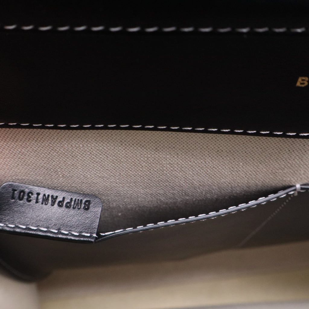Monogram Pocket Bag B20779