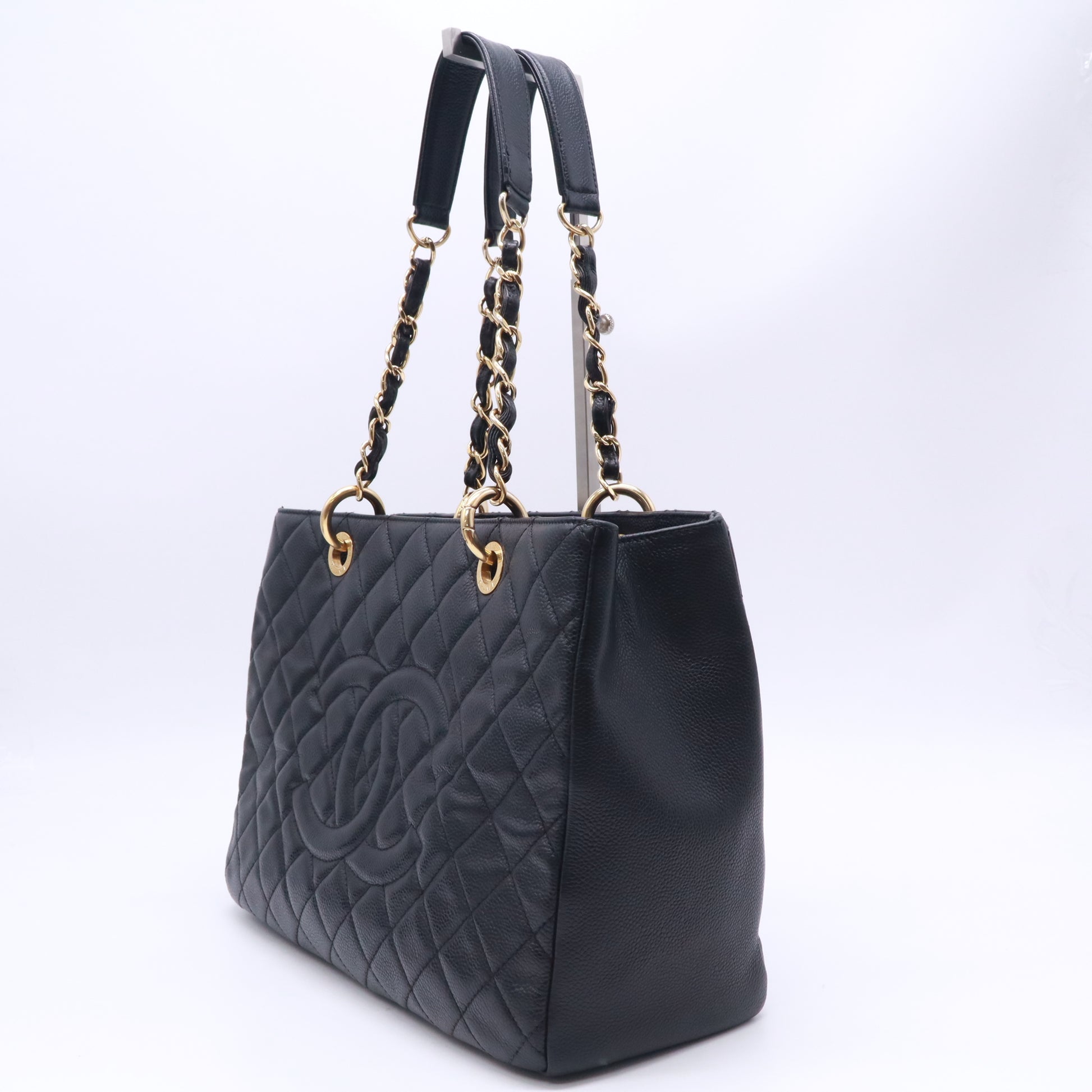 Chanel Grand Shopping Tote (GST) B23714