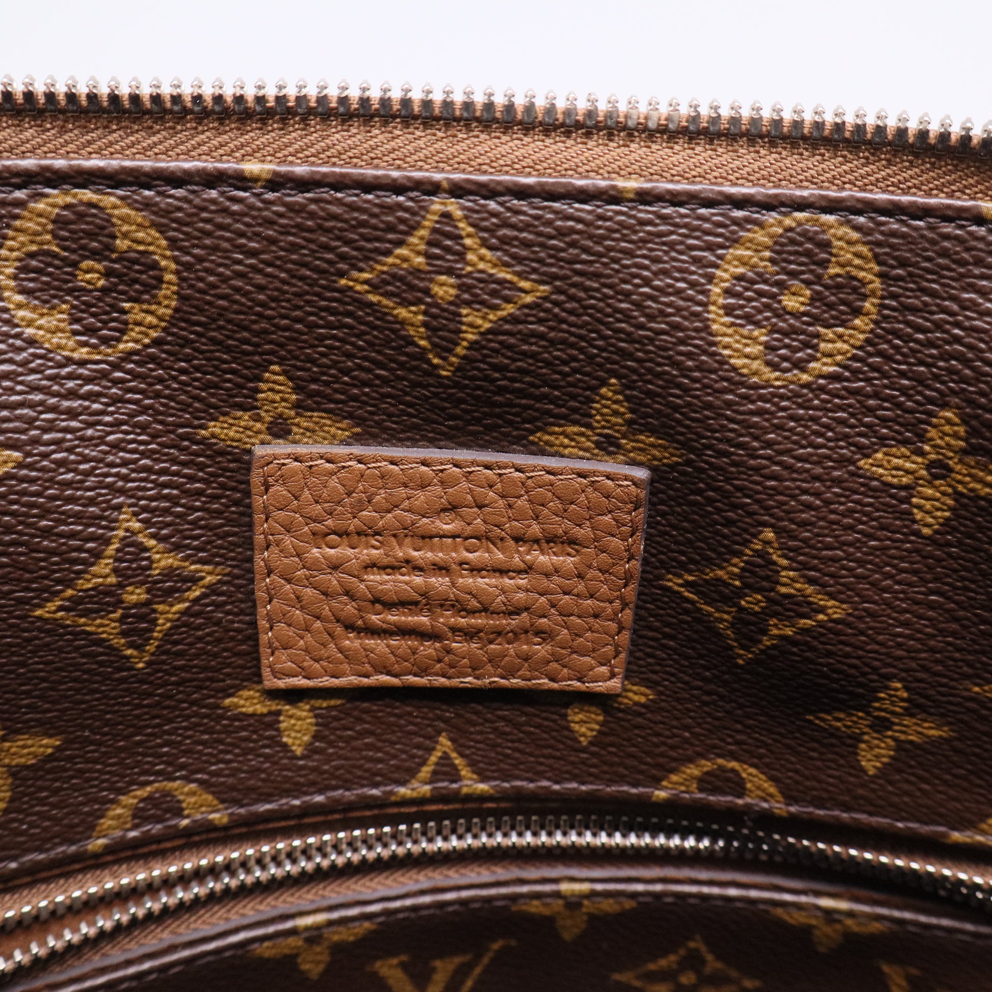 Zipped North South Tote Taurillon Leather with Monogram Canvas Twins LDJ3361
