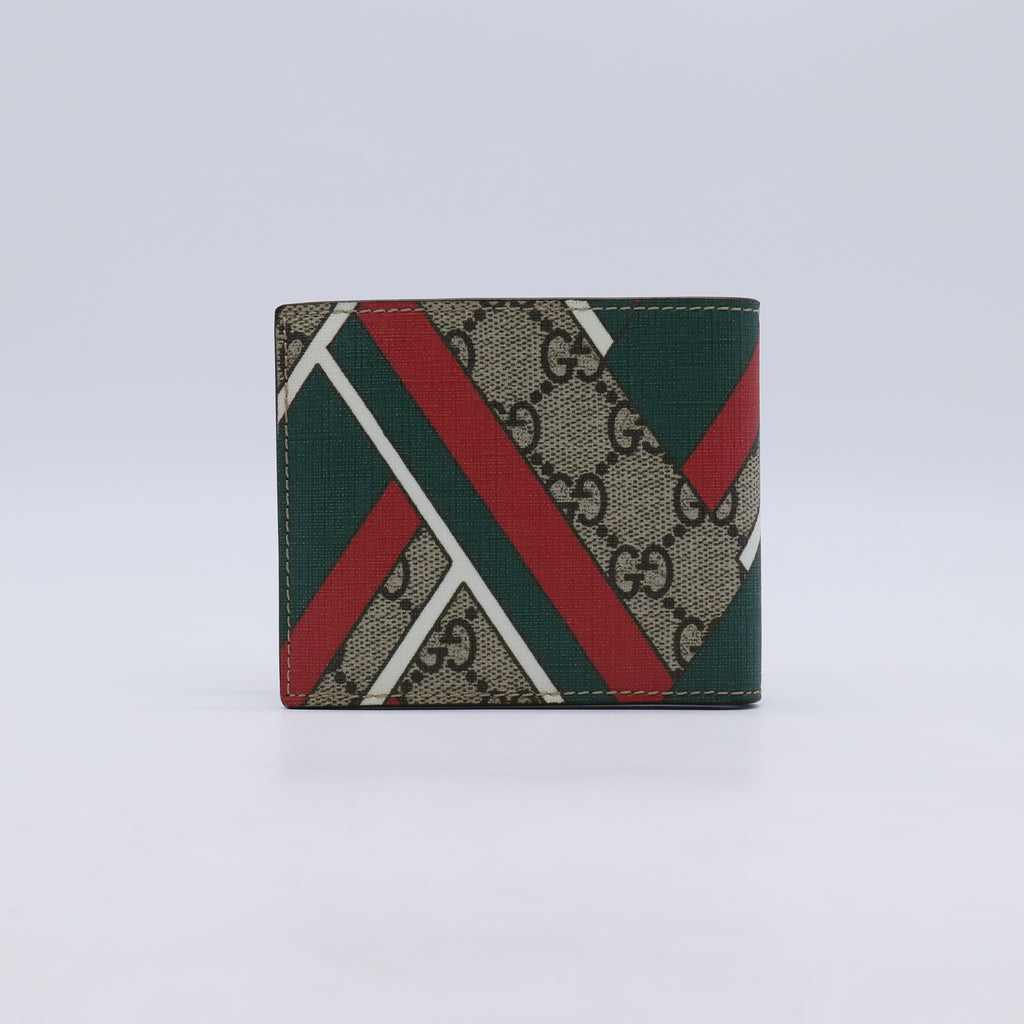 Gucci GG Supreme Chevron Bifold Wallet W21314