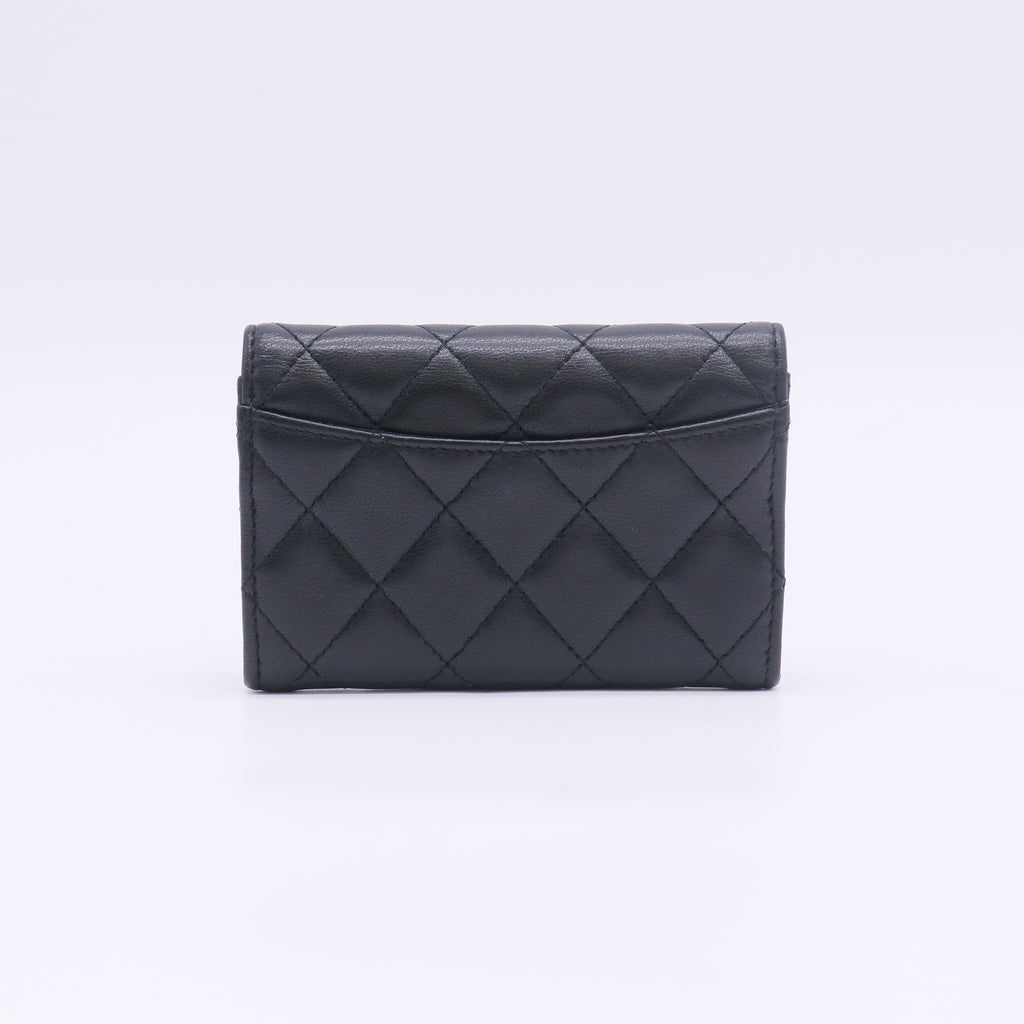 Chanel Classic Flap Card Holder W22800