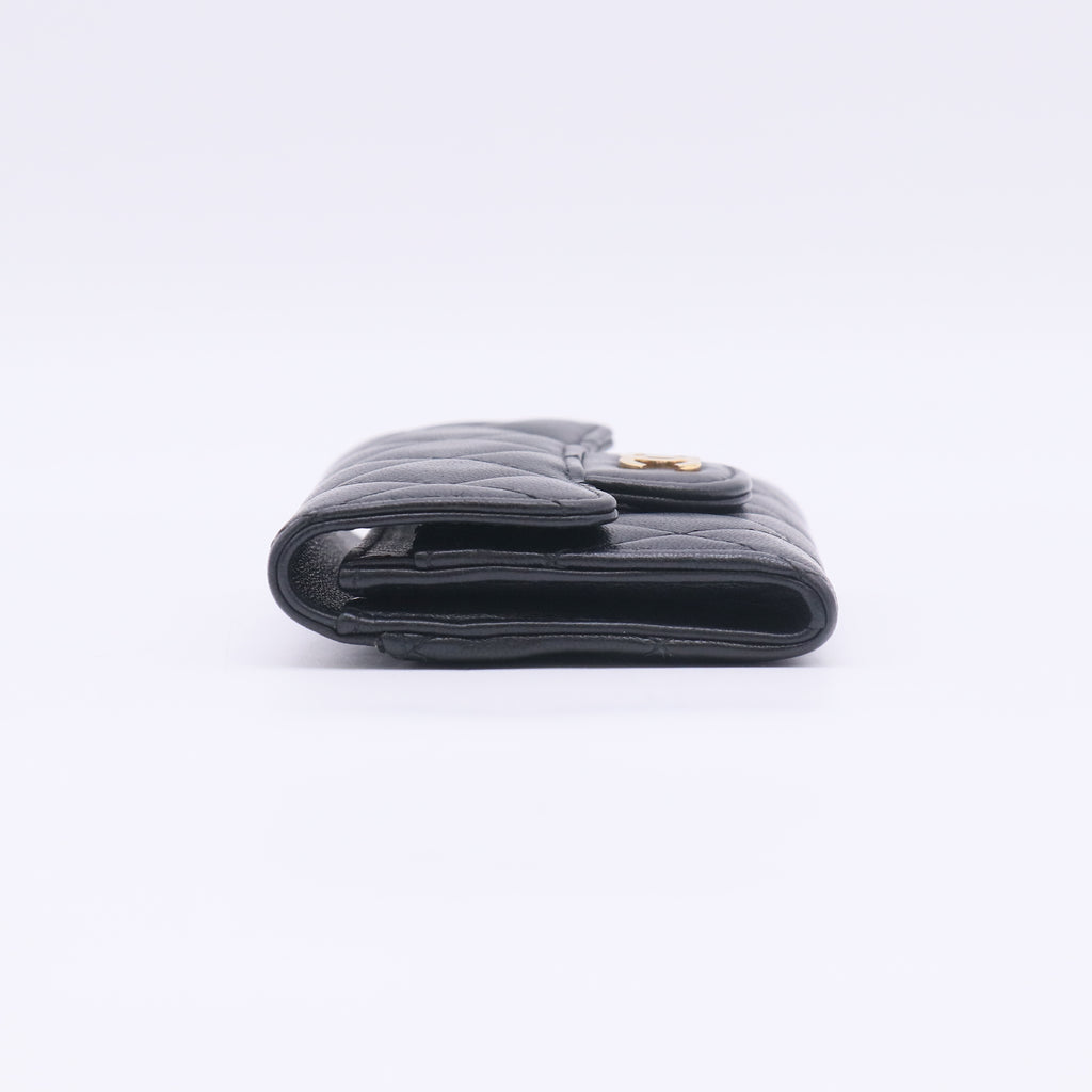 Chanel Classic Flap Card Holder W22800