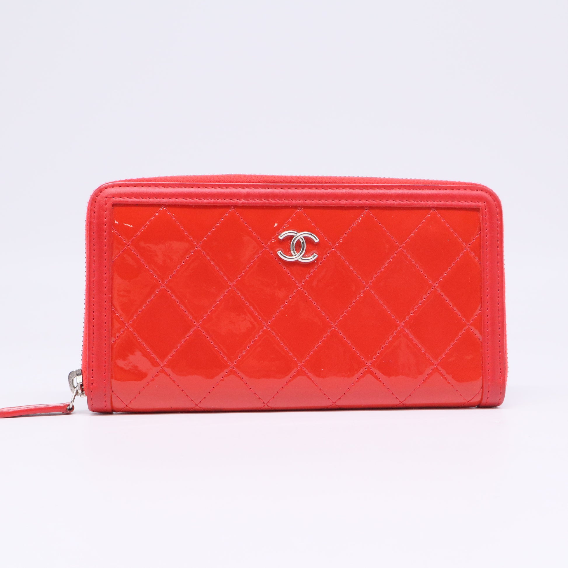 Chanel Interlocking CC Logo Continental Wallet twins W20630