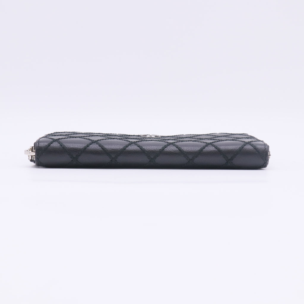 Caviar Quilted Large Gusset Zip Around Wallet Black W22755