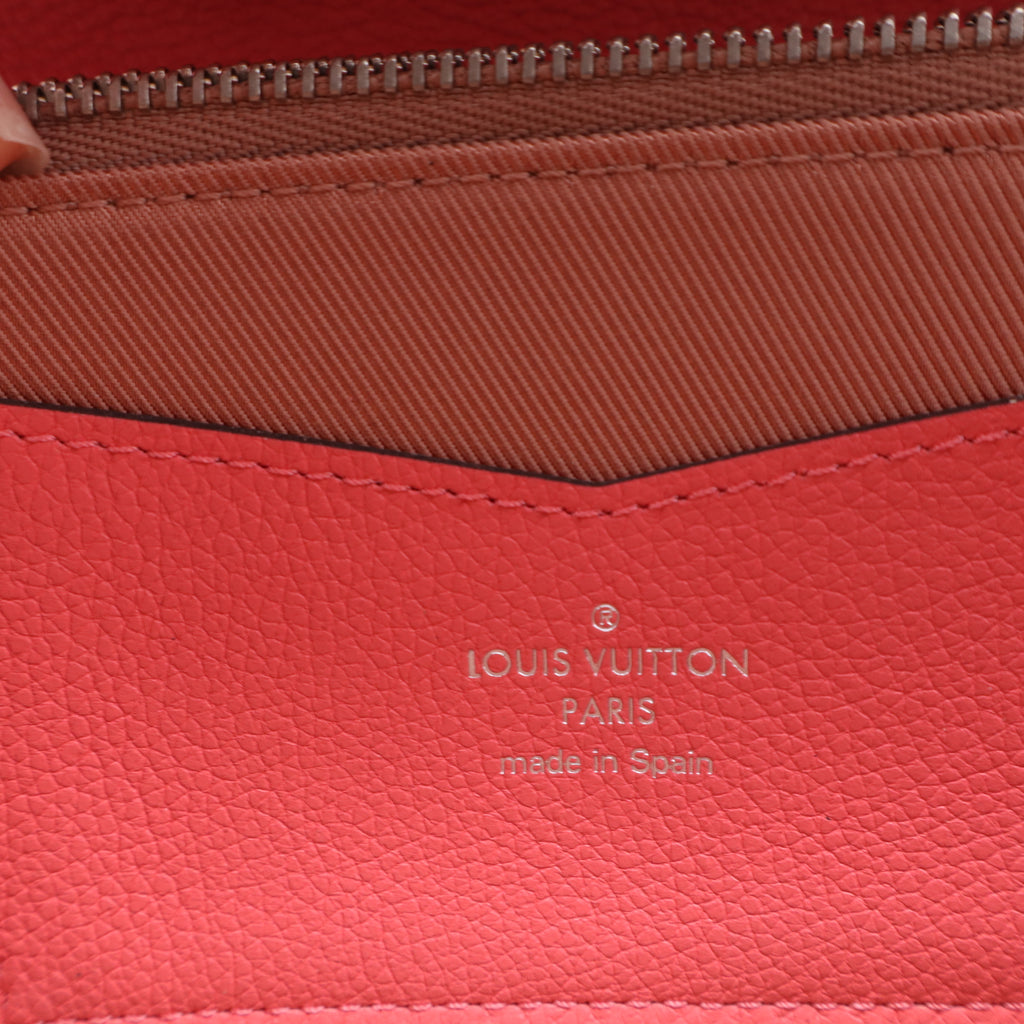 Louis Vuitton Lockme II Wallet Calfskin twins W20977
