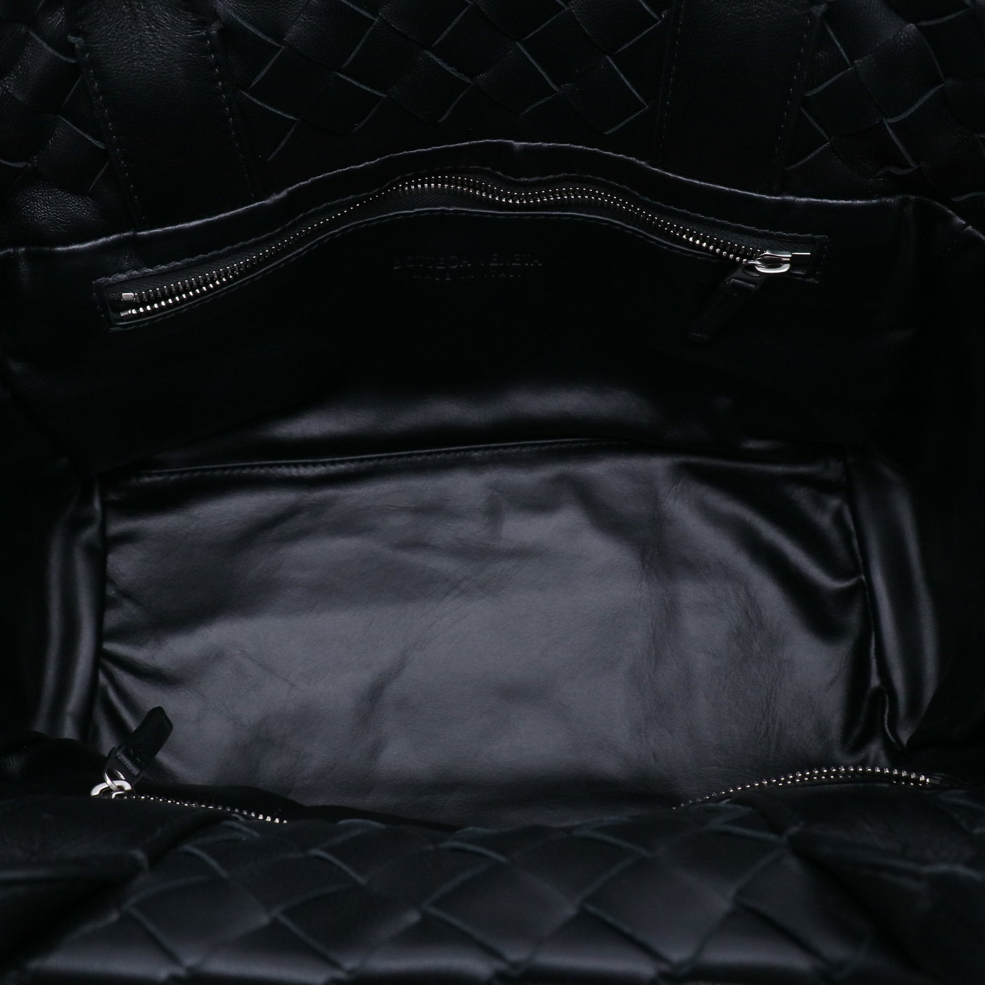 Cabat Leather Tote twins