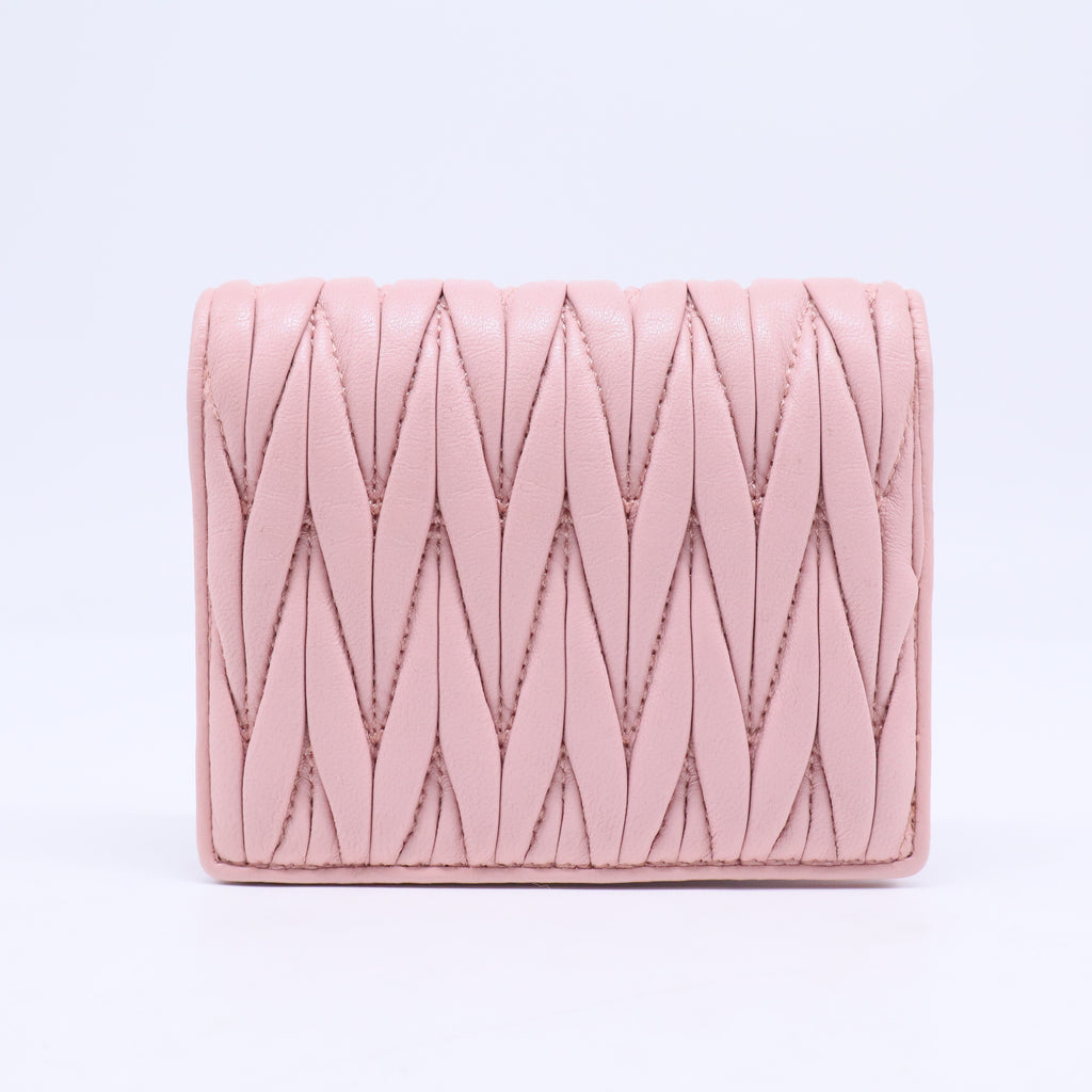 Nappa Matelasse Crystal Pearl Logo Compact Wallet Orchidea W20555