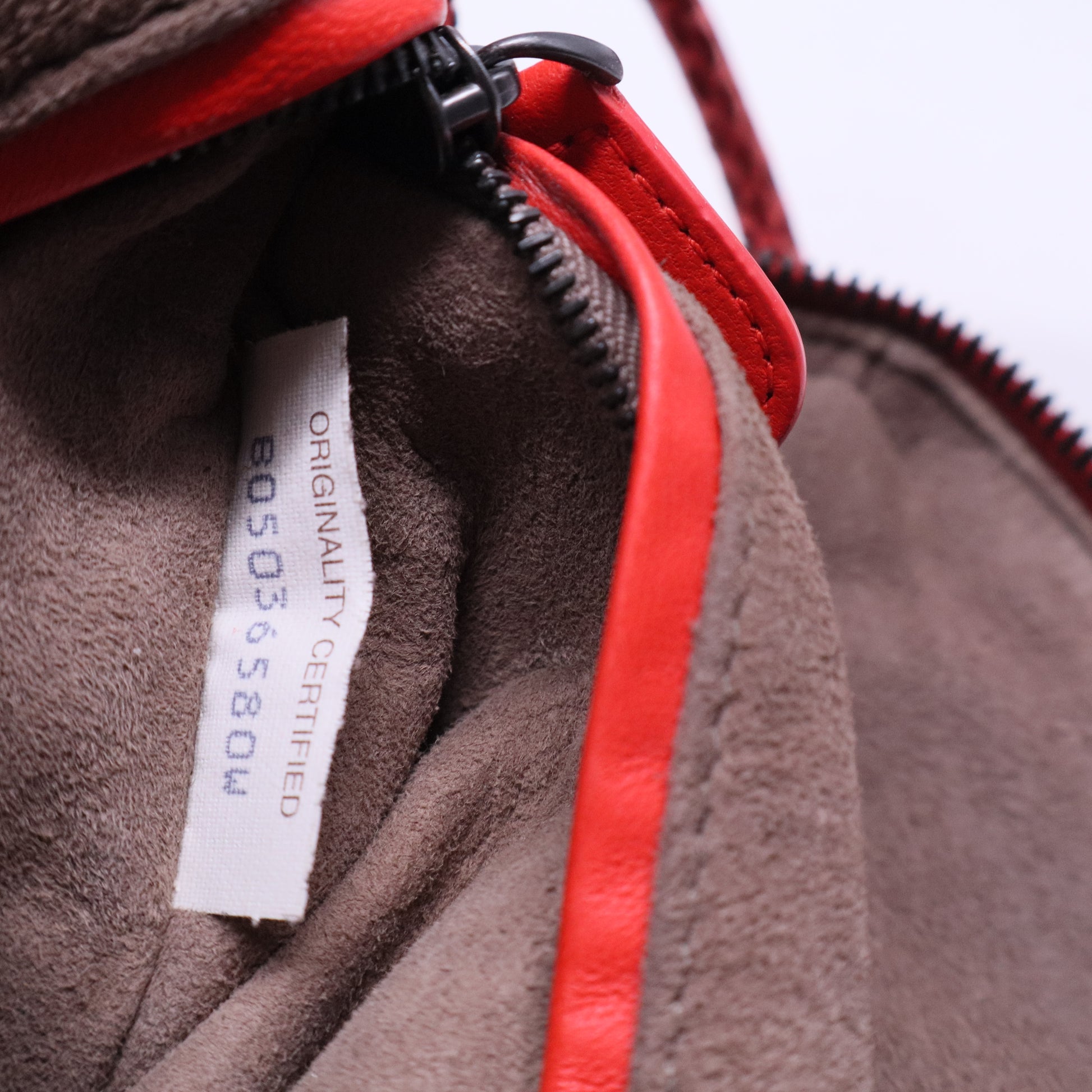 Leather Shoulder Bag B20731