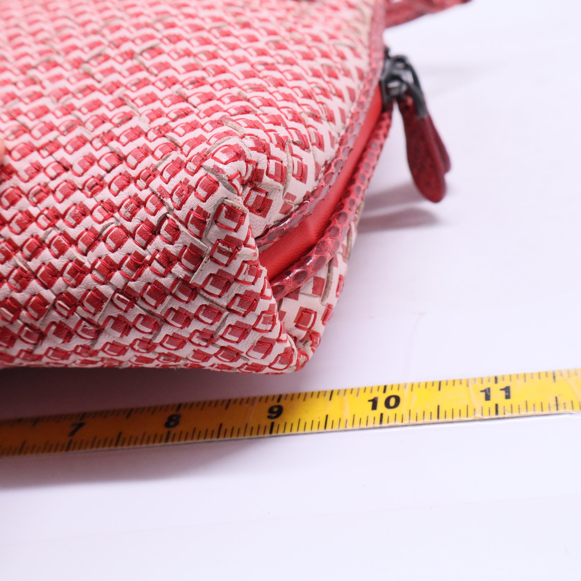 Leather Shoulder Bag B20731