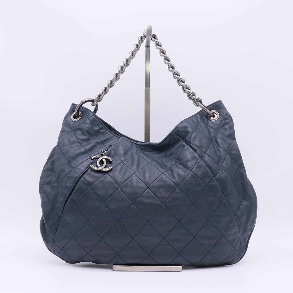 Chanel Calfskin Quilted Coco Pleats Hobo Bag B23650