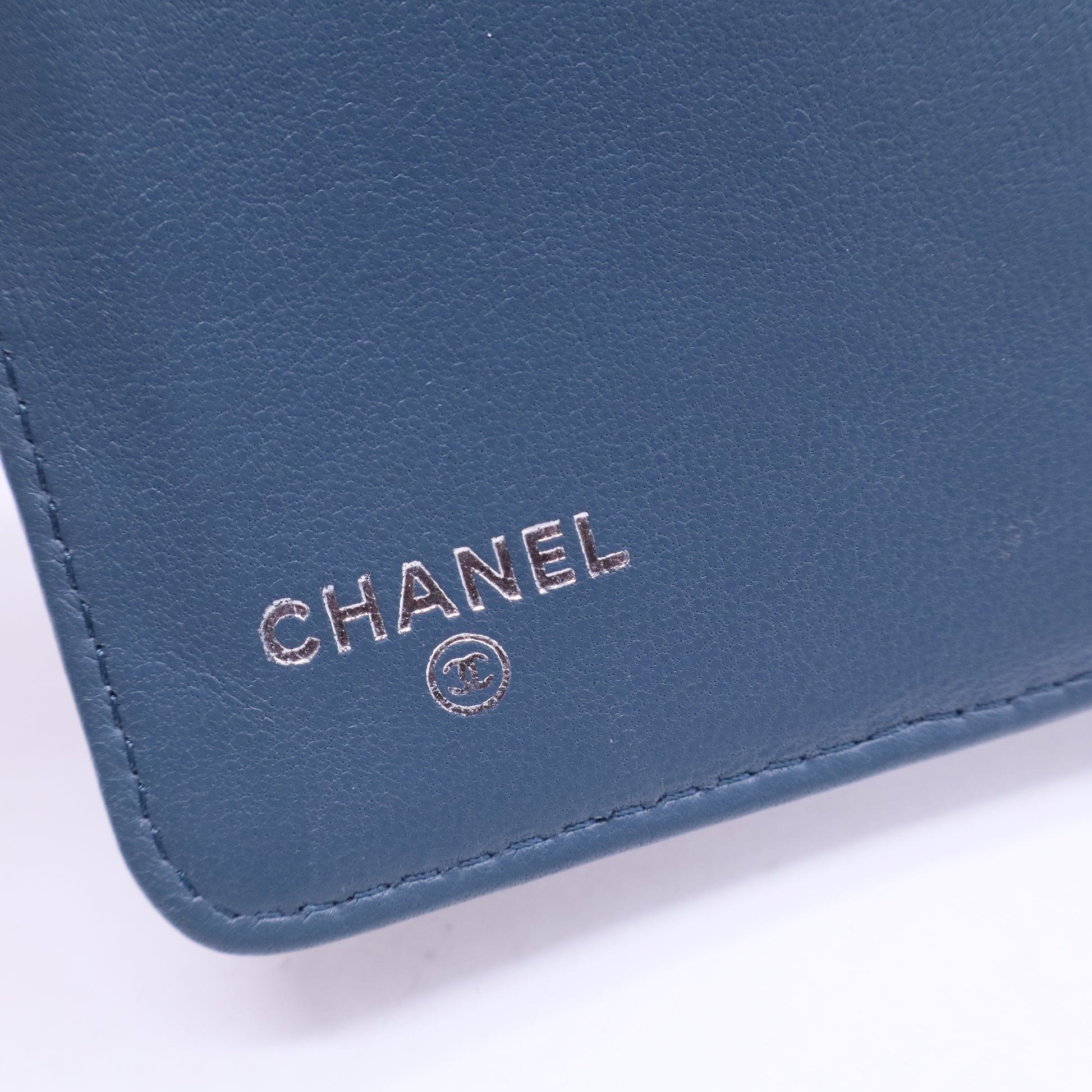 Classic Quilted Wallet W20201