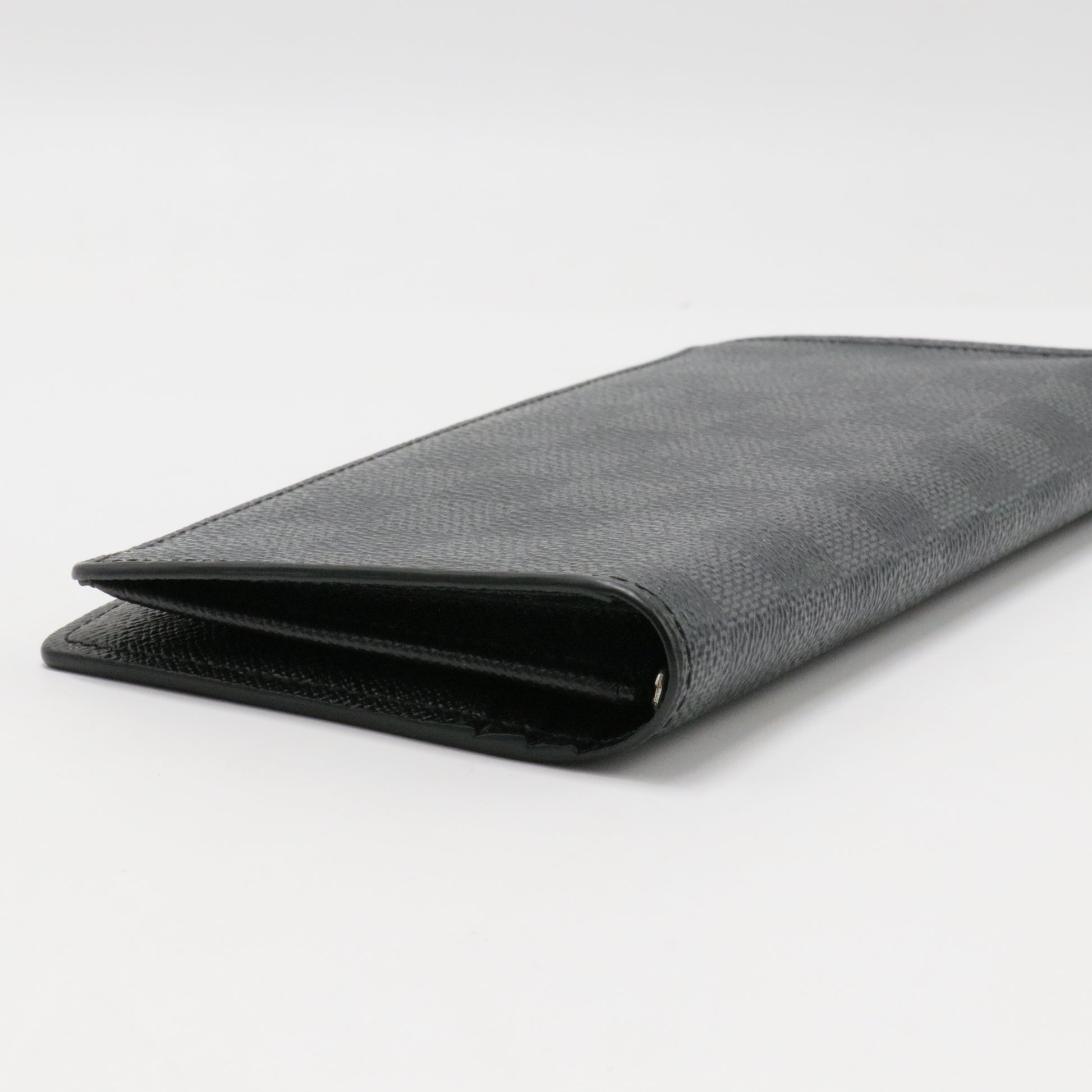 Damier Graphite Pattern Brazza Wallet