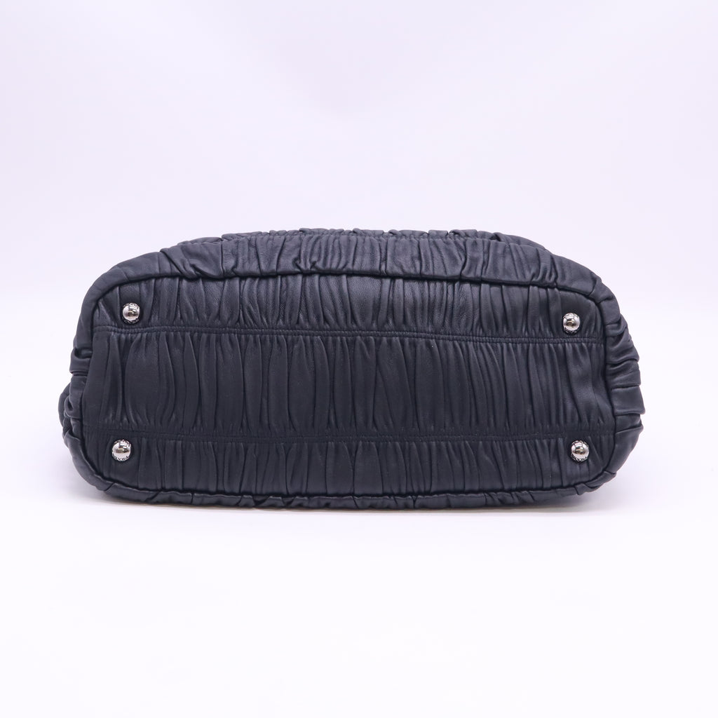 Gaufre Hobo Nappa Leather Medium B24464