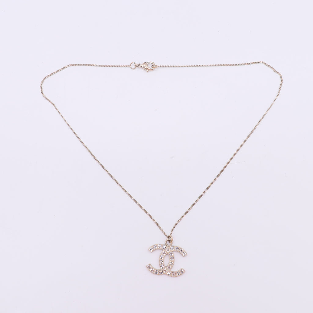 Chanel Gold Tone Baguette CC Pendant Necklace W22889
