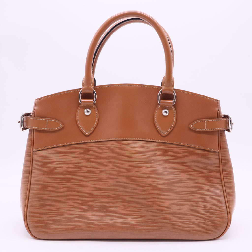 Epi Leather Passy PM Vintage