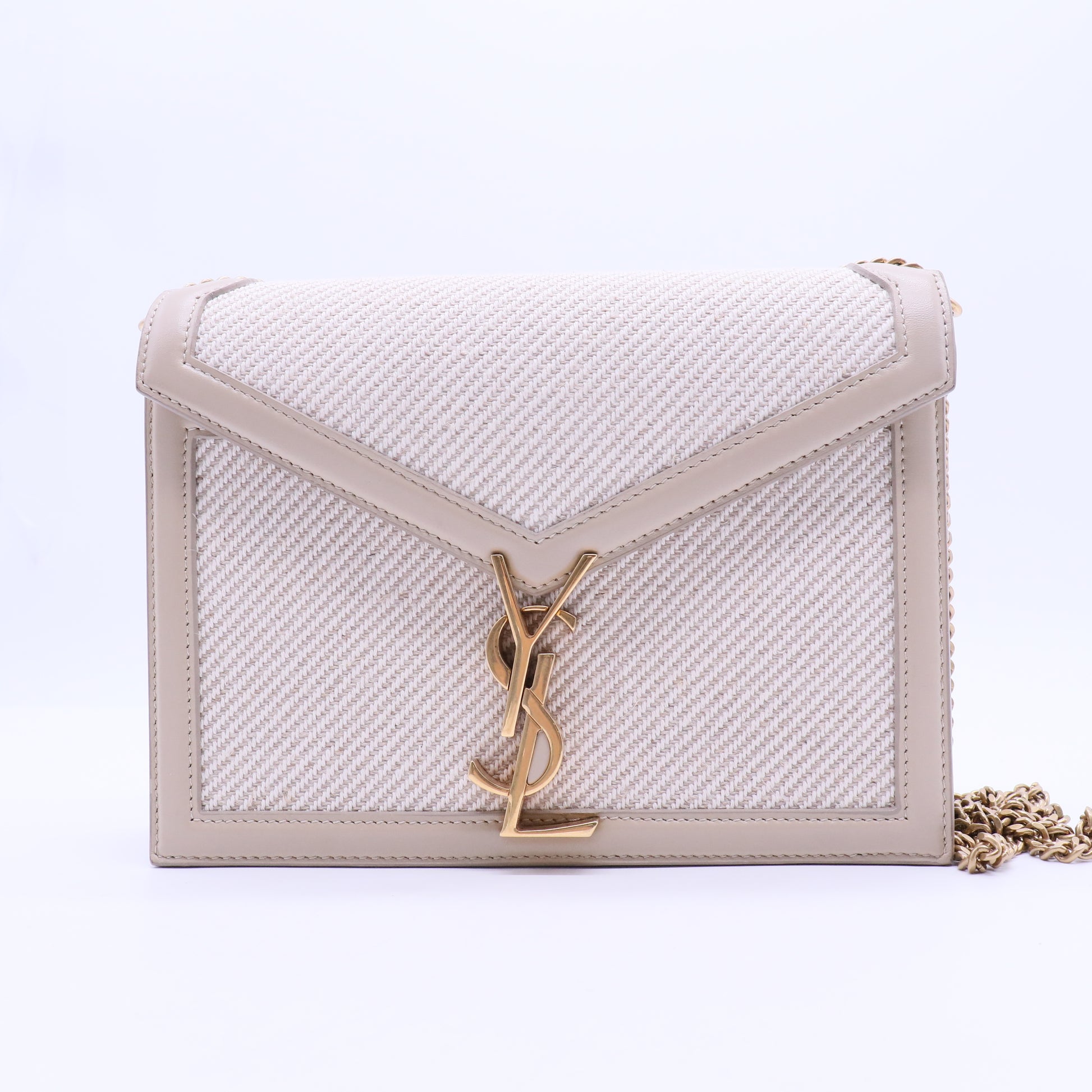 Medium Raffia Cassandra Chain Shoulder Bag B12362