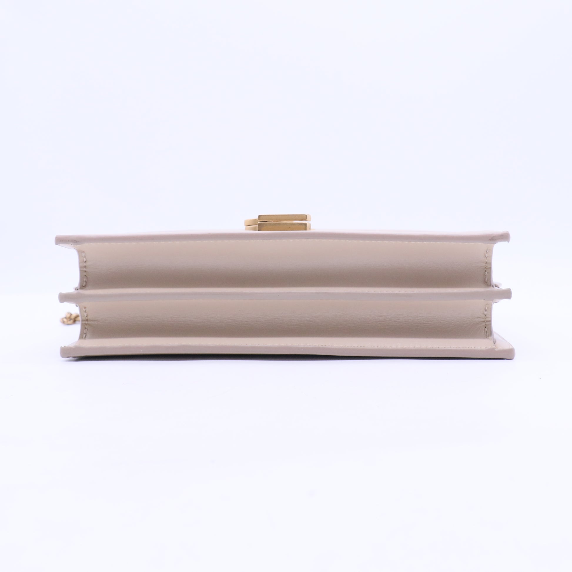 Medium Raffia Cassandra Chain Shoulder Bag B12362