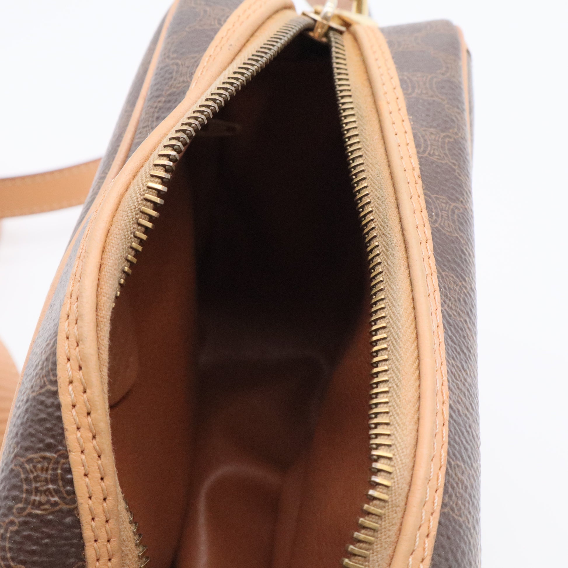 Macadam 2000s For Gisel