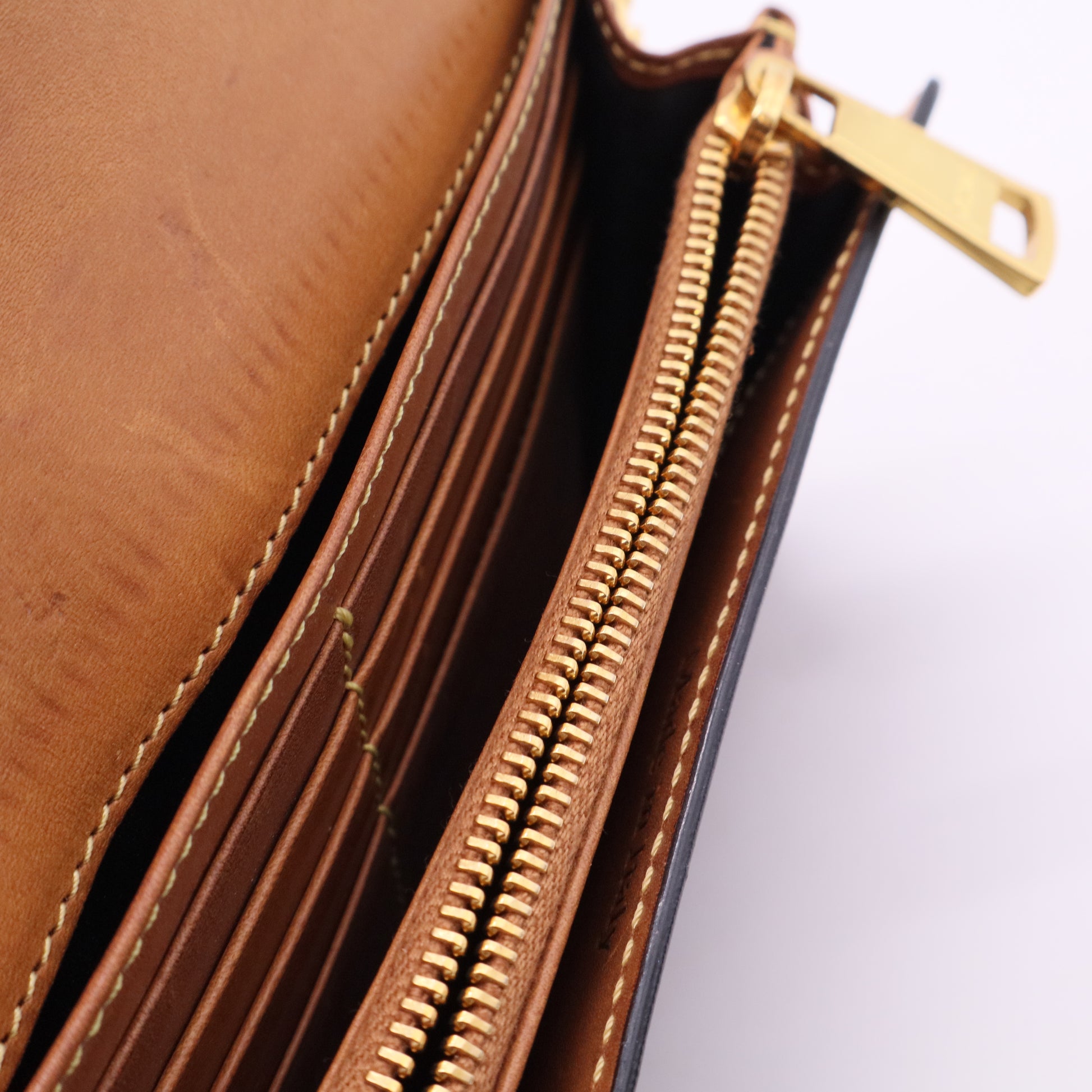 Bugs Bunny Crossbody Twins