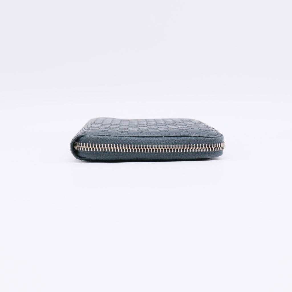 Gucci Microguccissima Travel Organizer Zip-Around Wallet W22267