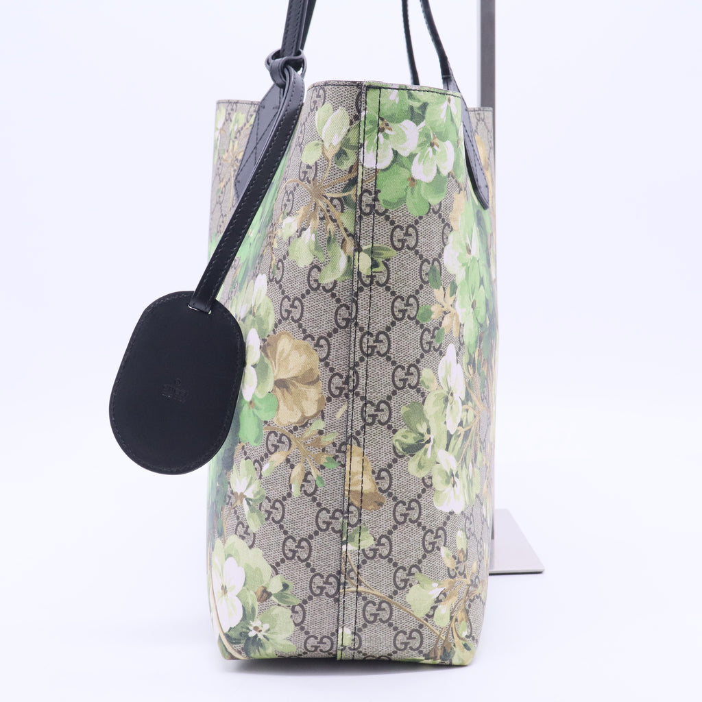 GG Blooms Floral Tote B12345