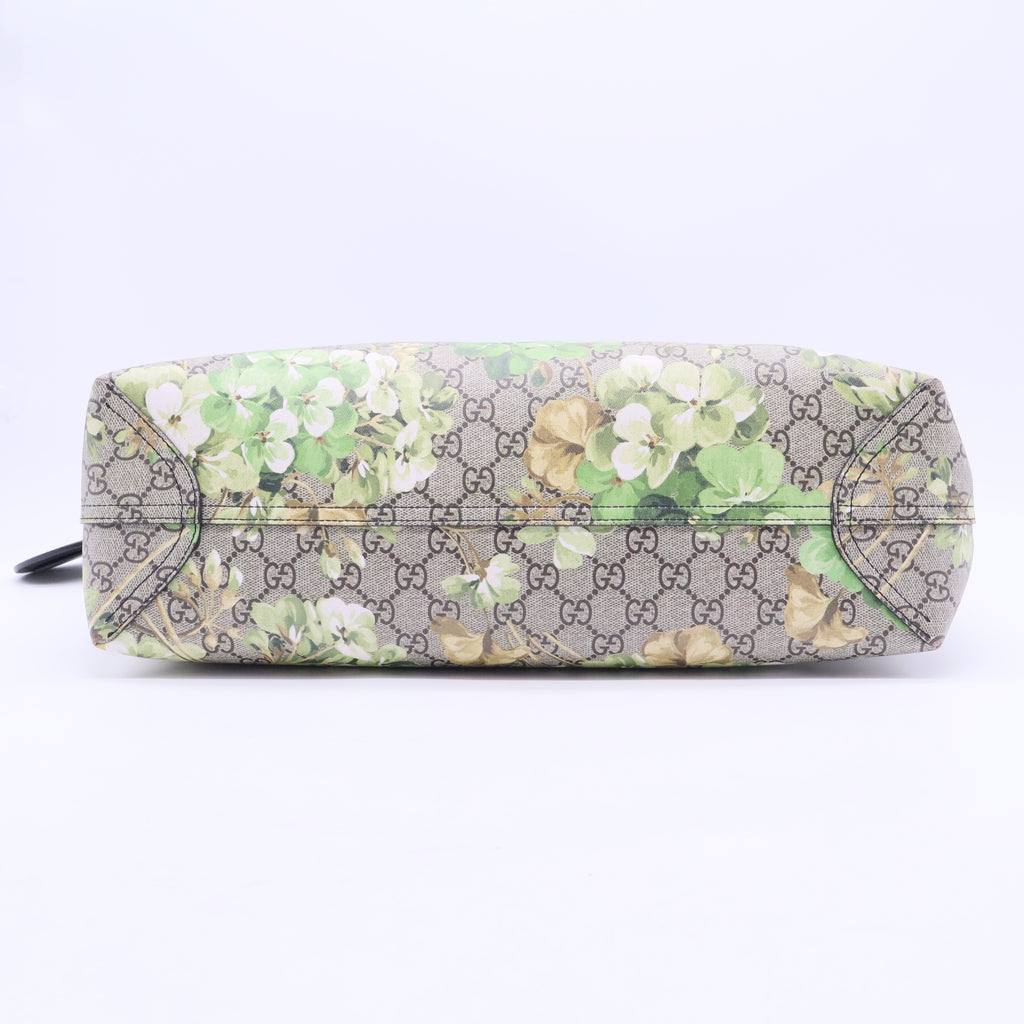 GG Blooms Floral Tote B12345