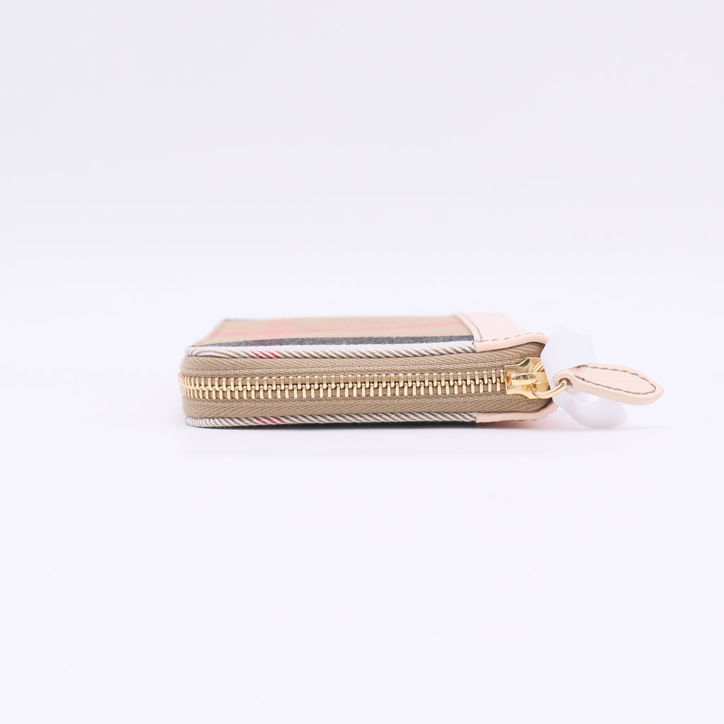 Burberry Vintage Check and Leather Zippy Wallet W22925