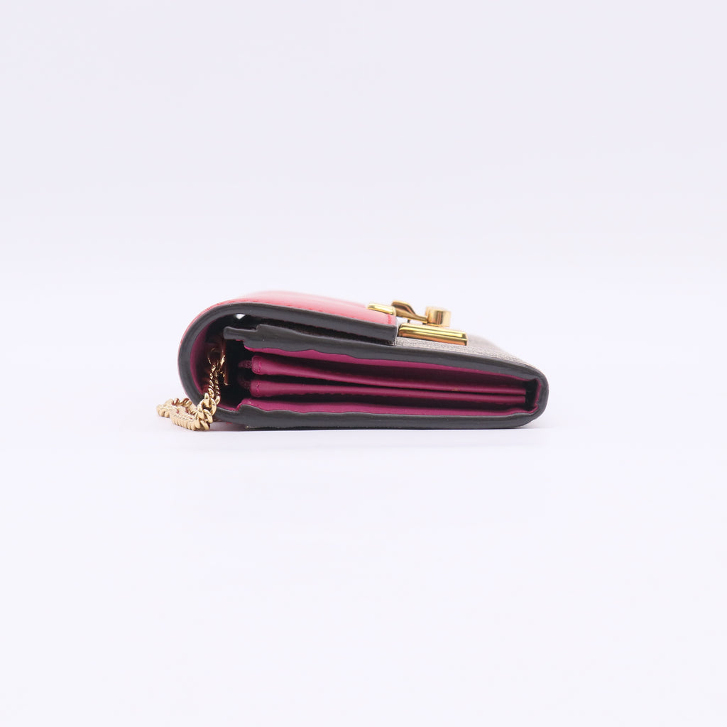 Gucci GG Supreme Monogram Padlock Continental Chain Wallet W22753