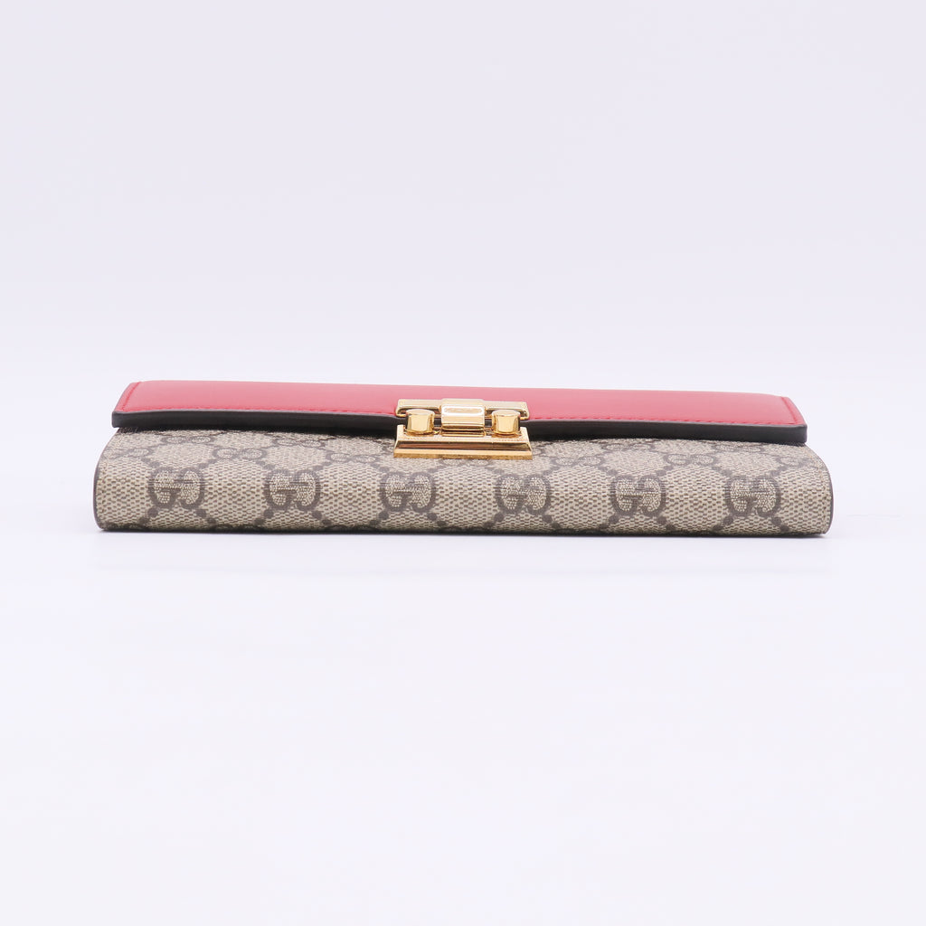 Gucci GG Supreme Monogram Padlock Continental Chain Wallet W22753