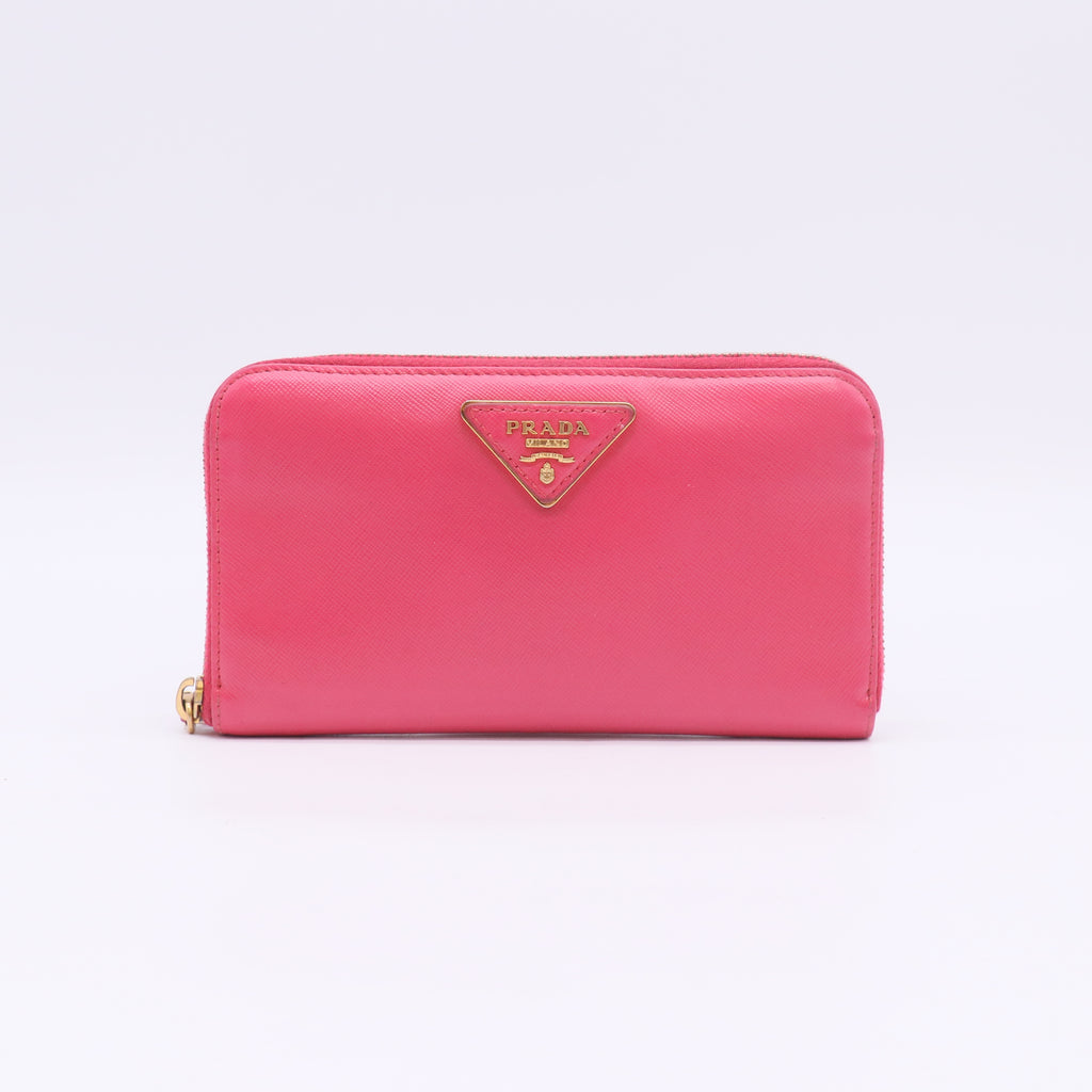 Prada Saffiano Metal Triangle Zippy Wallet W22703
