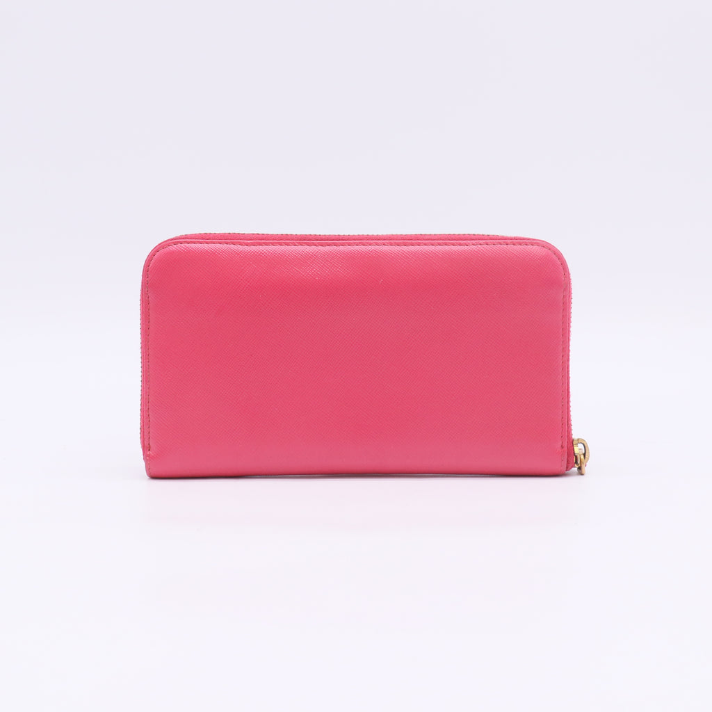Prada Saffiano Metal Triangle Zippy Wallet W22703