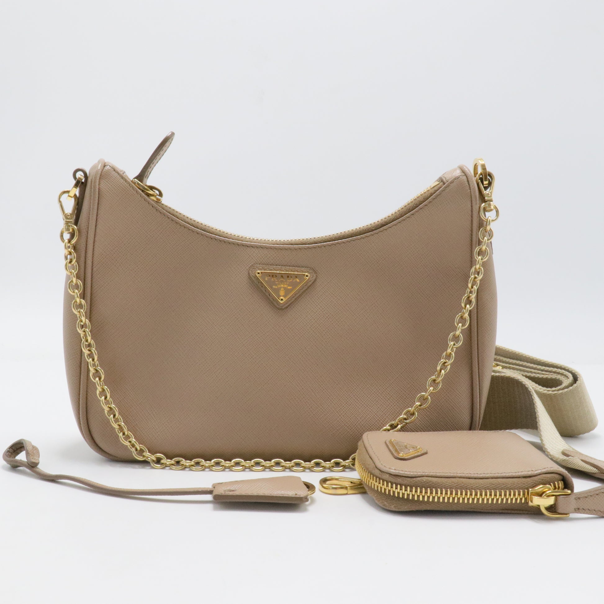 Re-Edition 2005 Shoulder Bag Saffiano Leather Small
