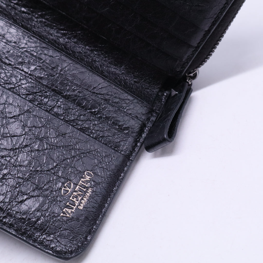 Craquele Nappa Rockstud Spike Compact Zip Around Wallet Black W20647