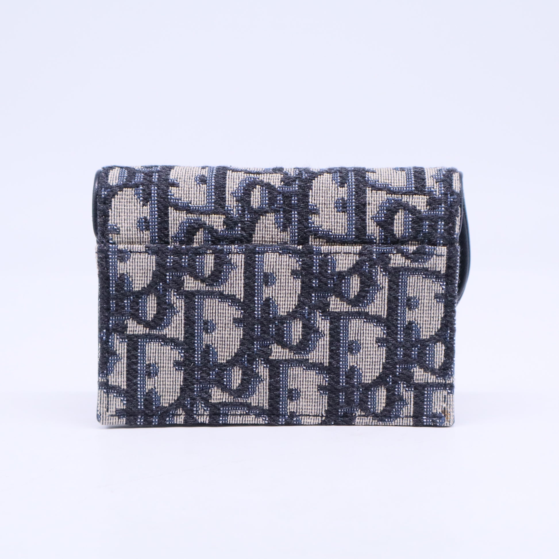 Saddle Flap Card Holder W20613
