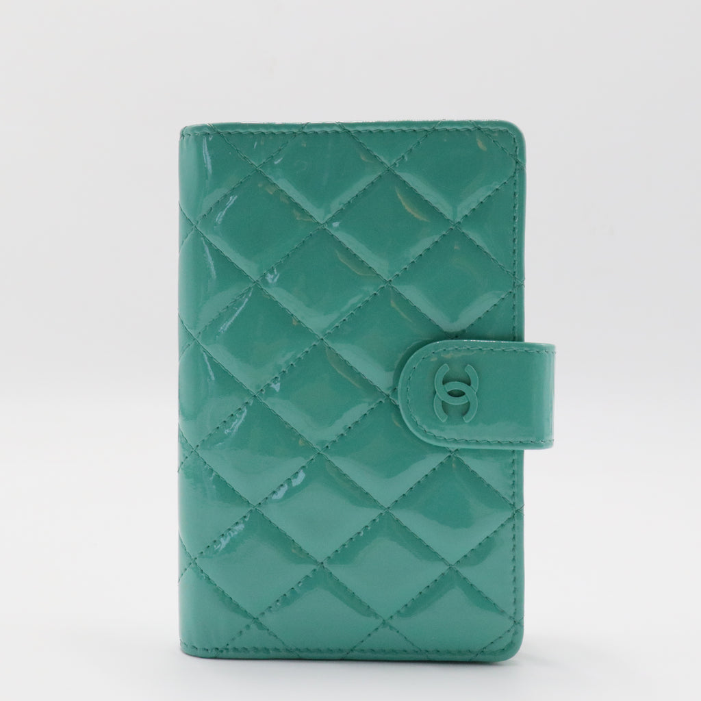CC Brilliant Flap Wallet Quilted Patent Long