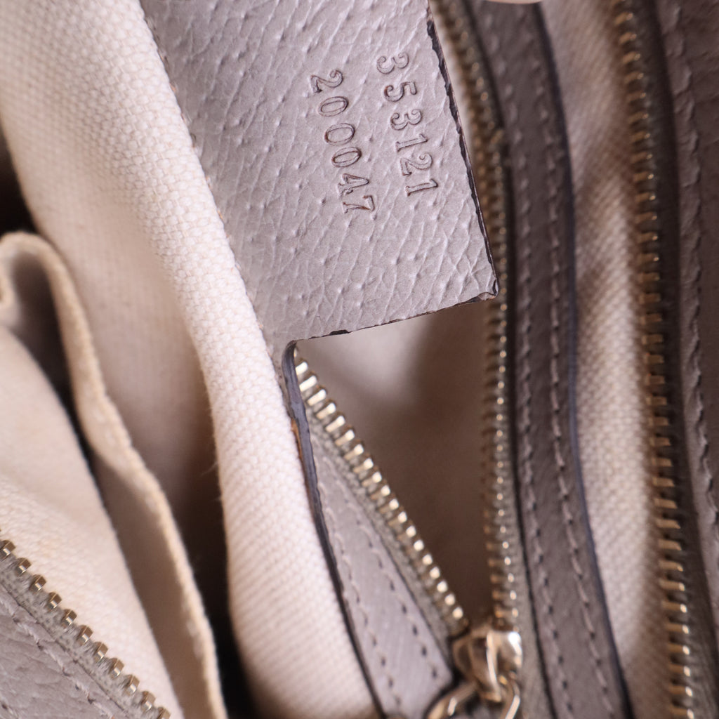 Small GG Canvas Bree satchel B20102