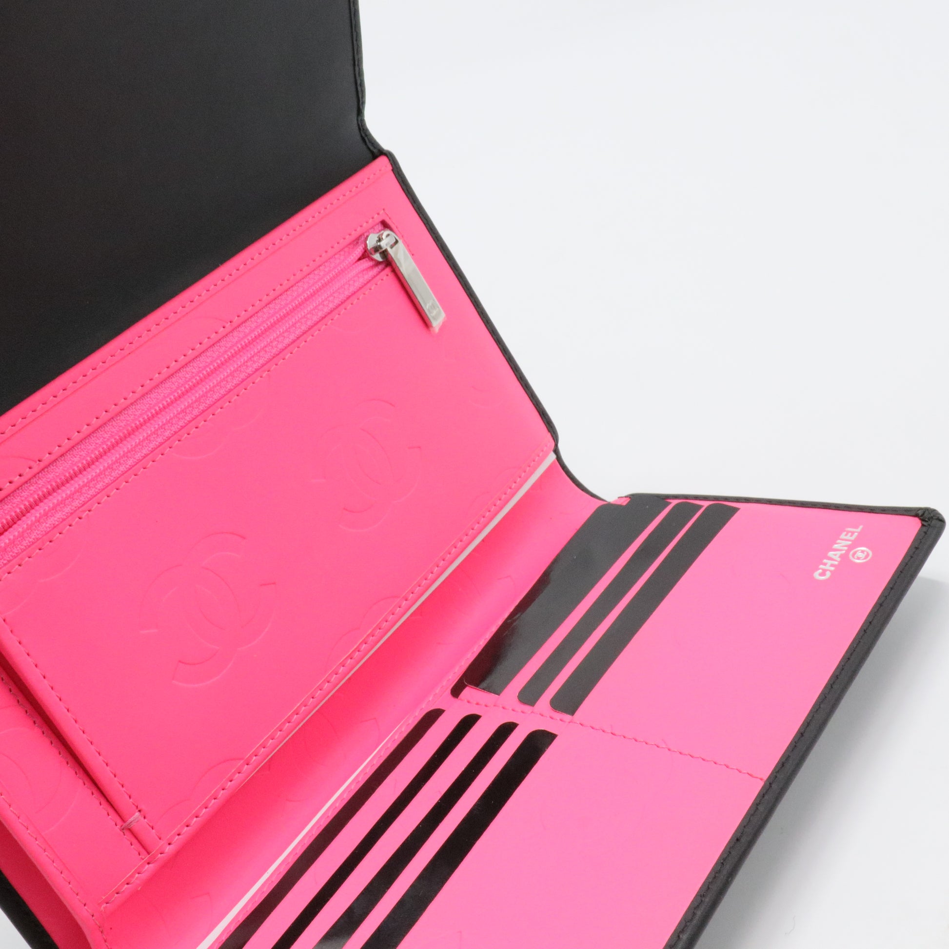 Cambon Wallet on Chain Quilted Leather