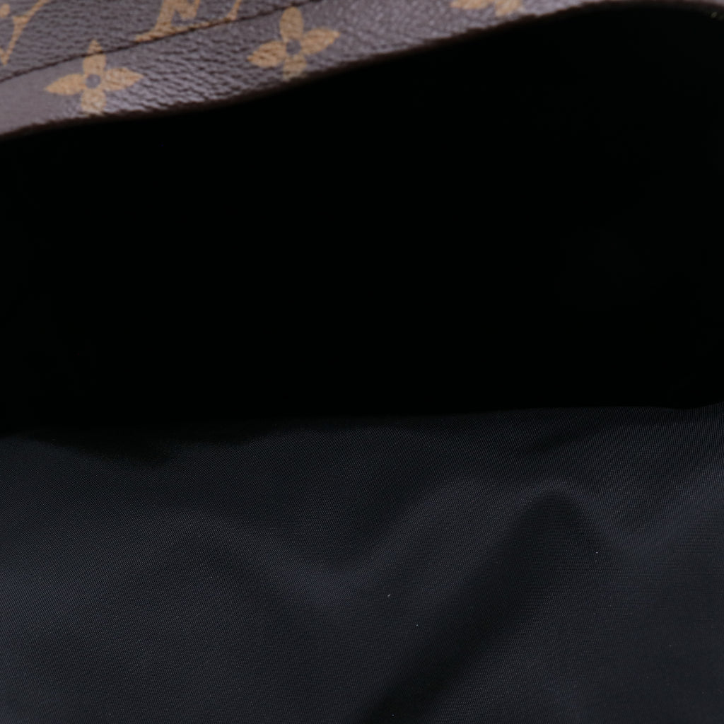 Louis Vuitton Monogram Palm Springs MM Backpack B21384
