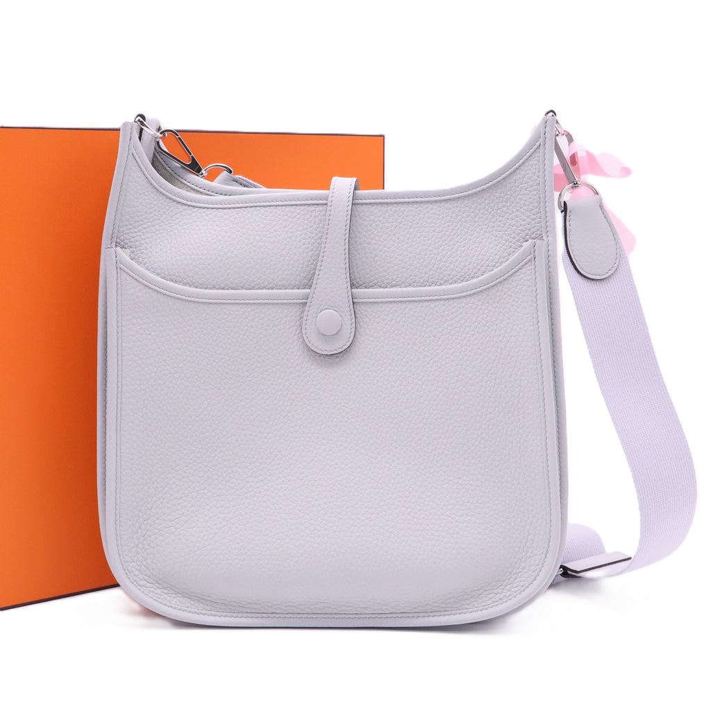 Evelyne 29 Taurillon Clemence 8U Blue Glacier twins