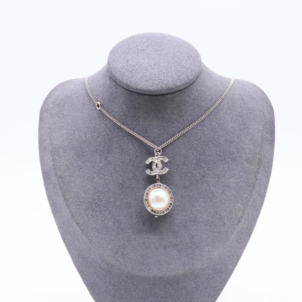 Chanel Rhinestone Pearl Necklace twins